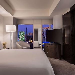 Suite met een Slaapkamer en een King Size Bed